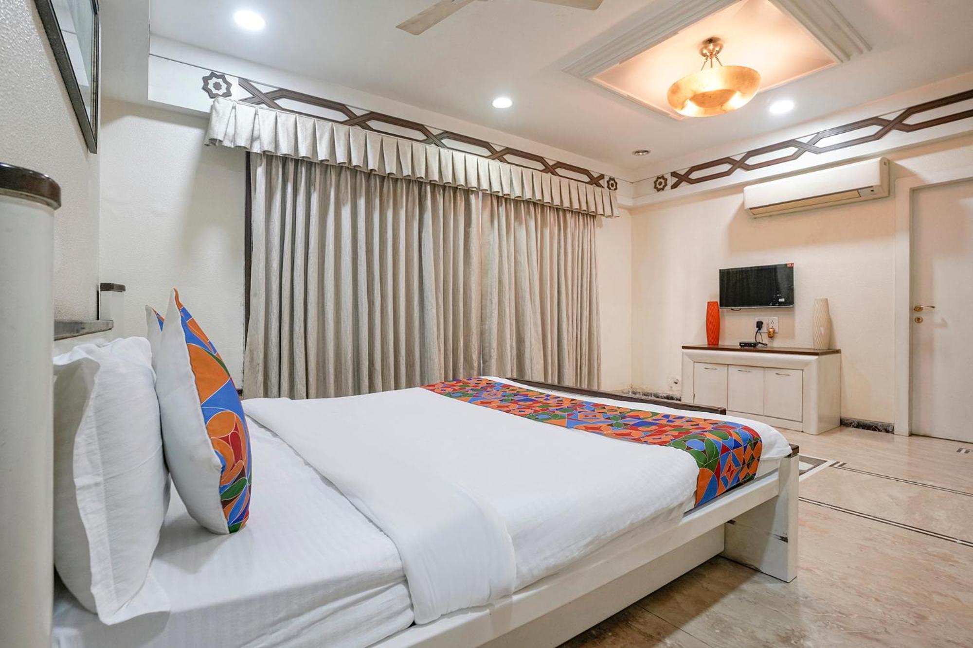Fabhotel Welcome - Nr International Airport Mumbai (Bombay)