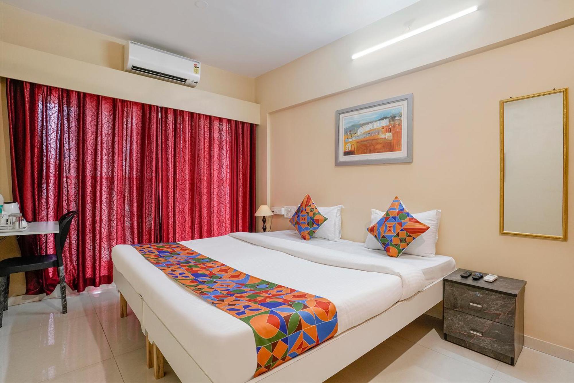 Fabhotel Welcome - Nr International Airport